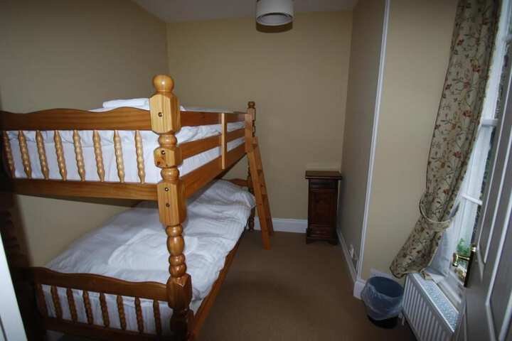 Room 15 of 37