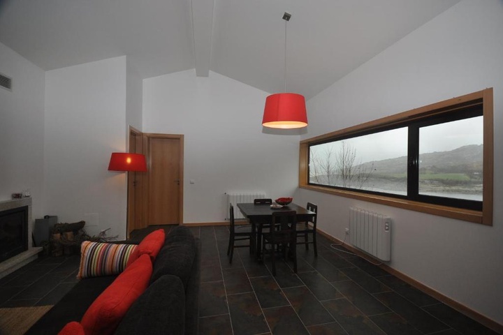 Room 5 of 11