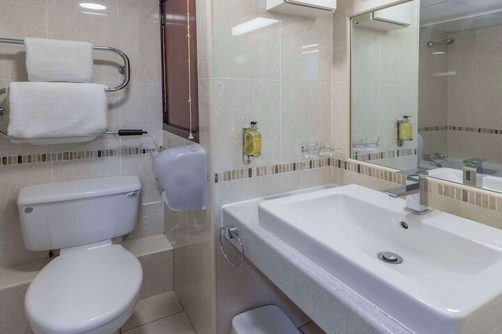 Clean Restrooms
