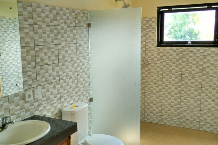 Room 9 of 55