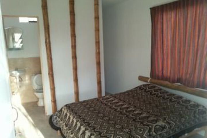 Room 17 of 40