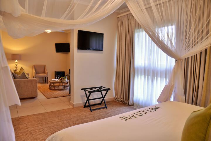 Room 15 of 220