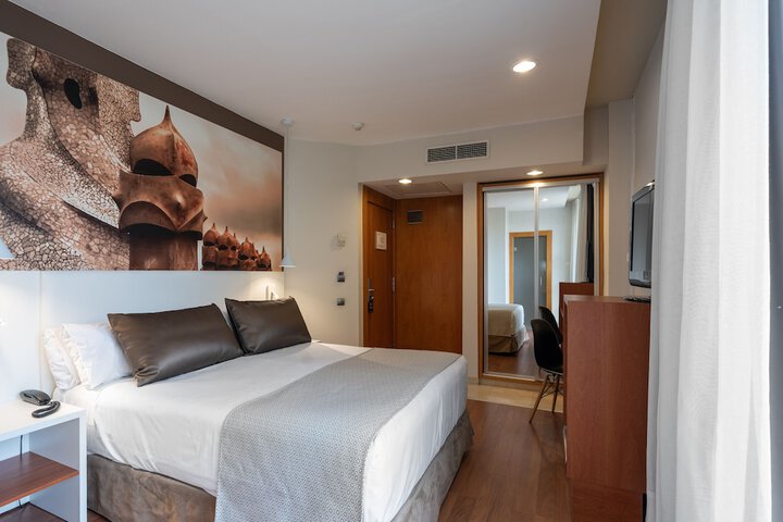 Room 7 of 50