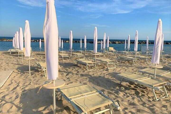 Beach 63 of 71