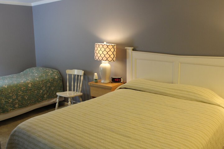 Room 5 of 110