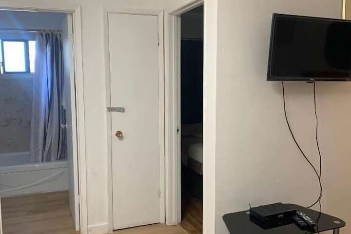 Room 44 of 99