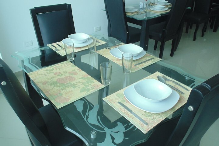 Dining 16 of 28