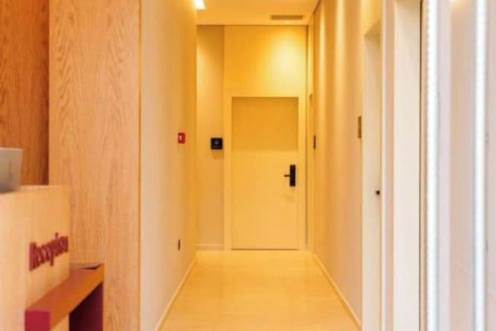 Ballroom/Hall 60 of 75