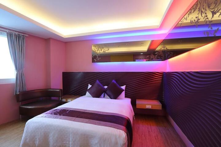 Room 15 of 67