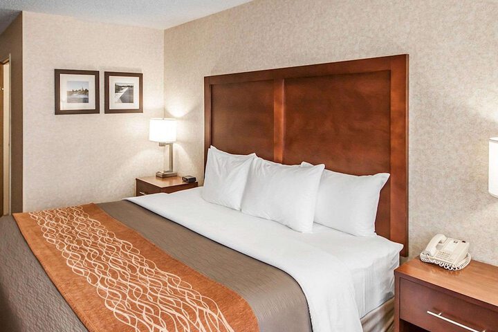 Room 10 of 21