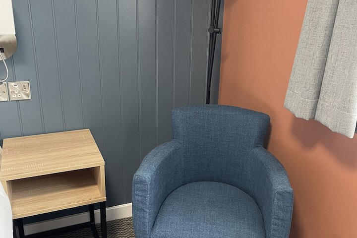 Room 5 of 36