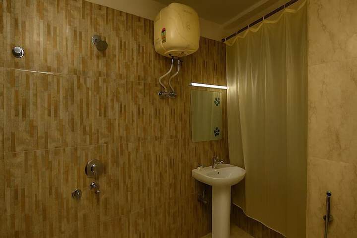 Room 43 of 57