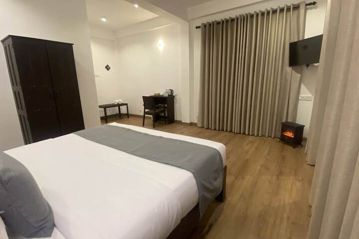 Room 15 of 29