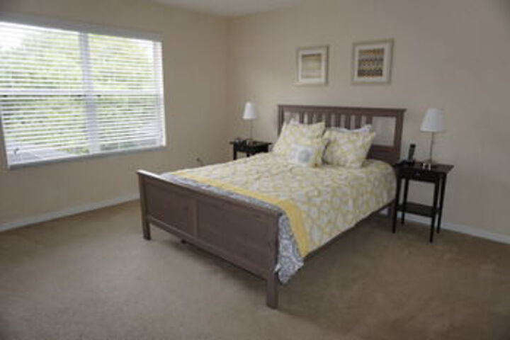 Room 32 of 268