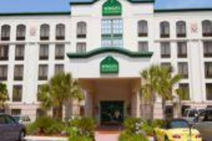 Photo of Wingate by Wyndham Jacksonville