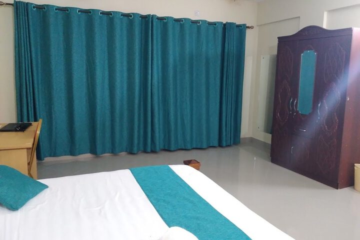 Room 7 of 15