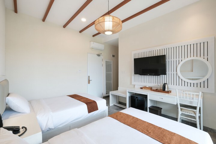 Room 17 of 44