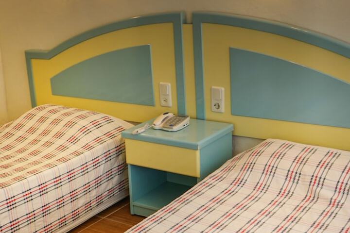 Room 5 of 45
