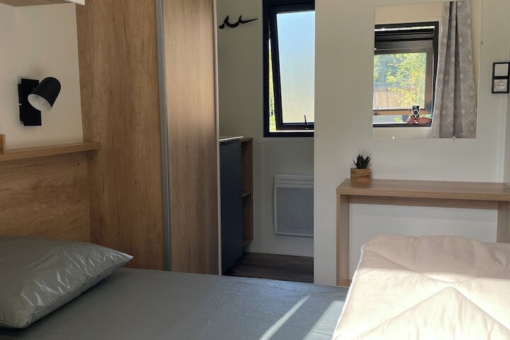 Room 2 of 21