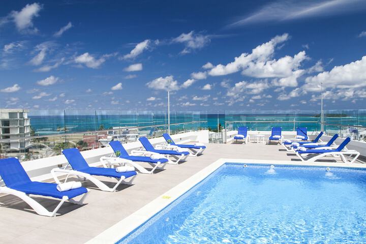 Pool 35 of 56