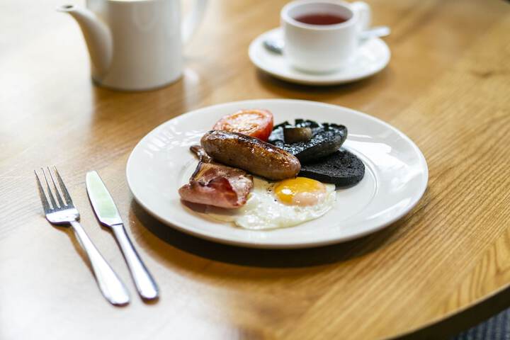 Breakfast/Coffee Service 30 of 52