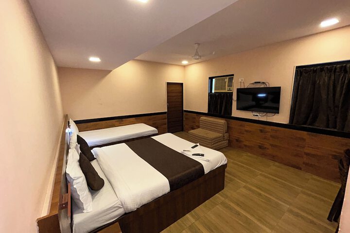 Room 21 of 53