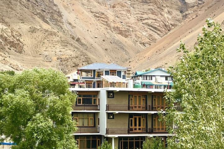 SOL ECO Hotel