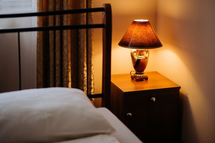 Room 42 of 58