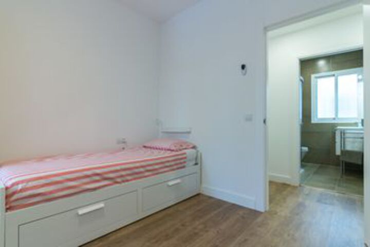 Room 14 of 39
