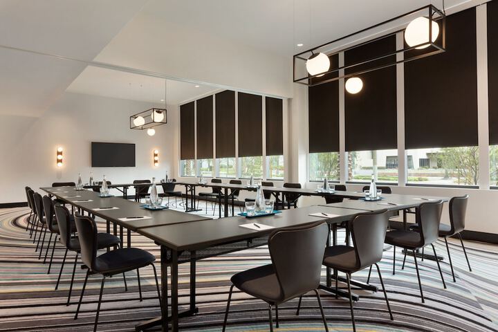 Meeting facility