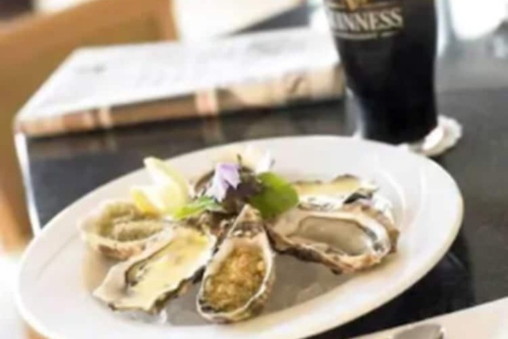 Dining Photos
