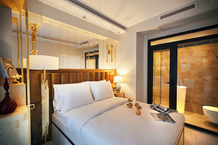 Room 25 of 45