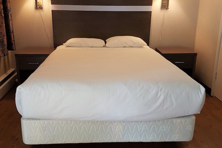 Room 12 of 69