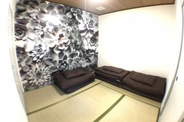 Room 106 of 115