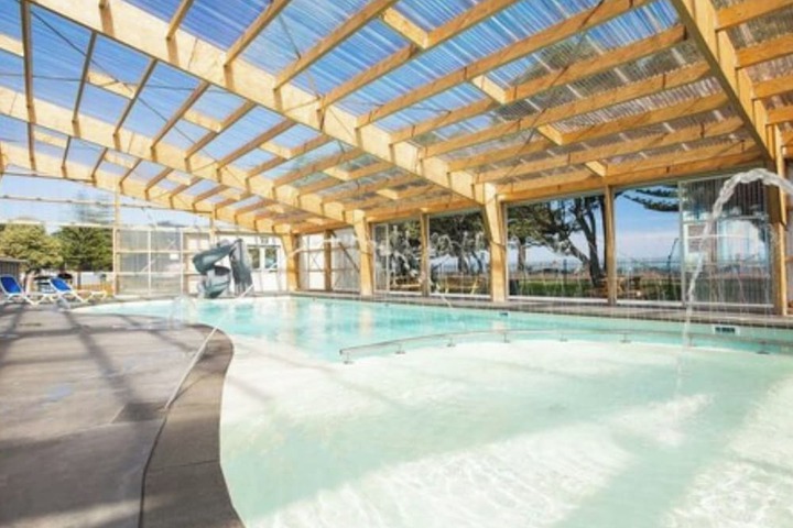 Pool 69 of 85