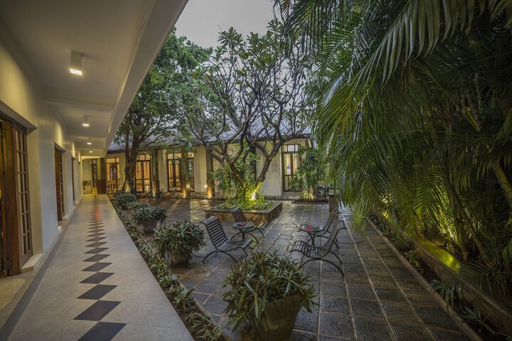 Lobby Entry