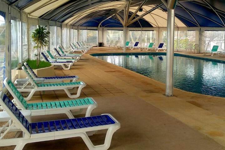 Pool 17 of 32