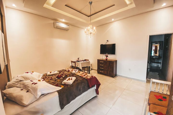 Room 5 of 30