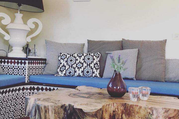Room 4 of 82