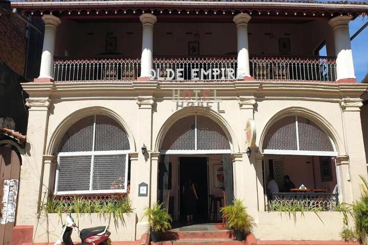 Olde Empire Hotel