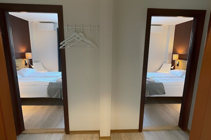 Room 5 of 31