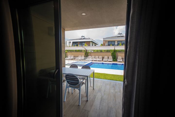 Terrace/Patio 70 of 99