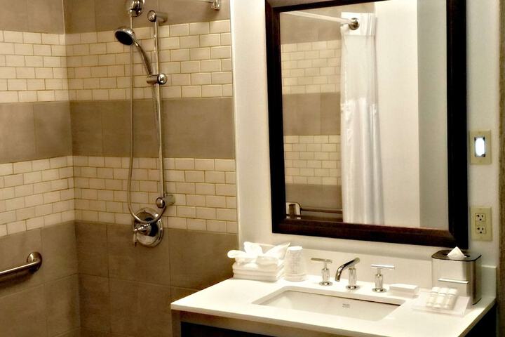 Bathroom shower