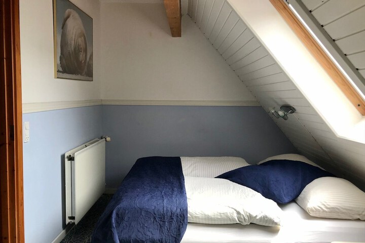 Room 17 of 73
