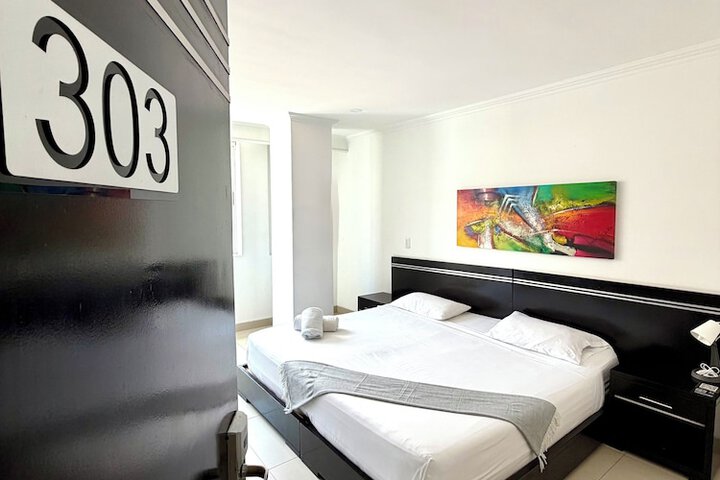 Room 8 of 61