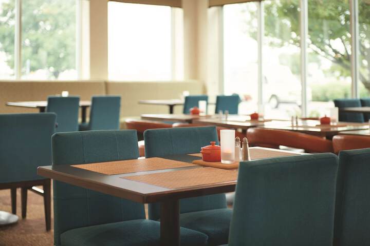 Dining Photos