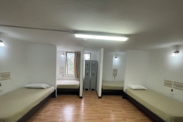 Room 13 of 45