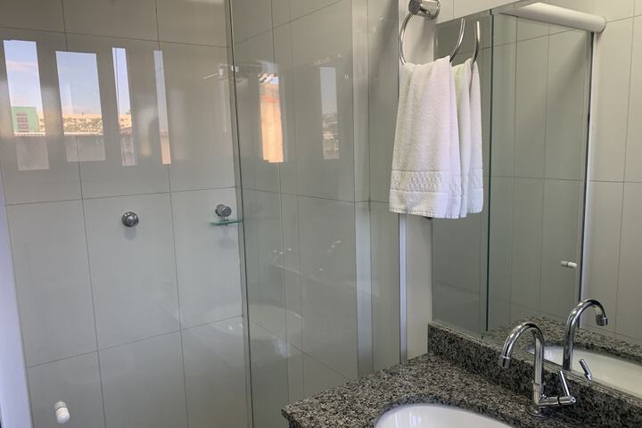 Room 8 of 13