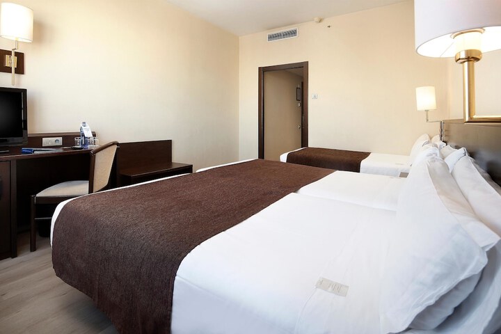 Room 21 of 85