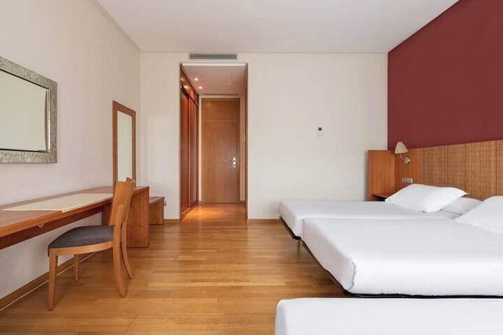 Room 17 of 51
